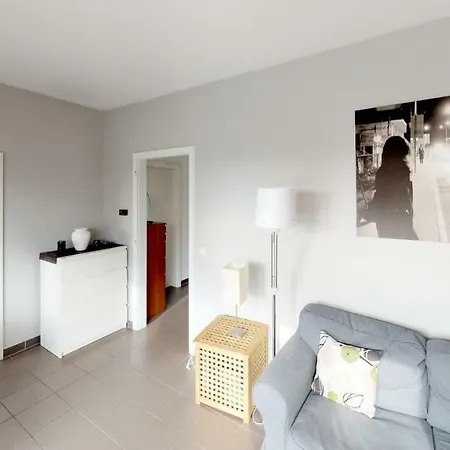 Apartament 2 Bedroom Penthouse In Gasperich